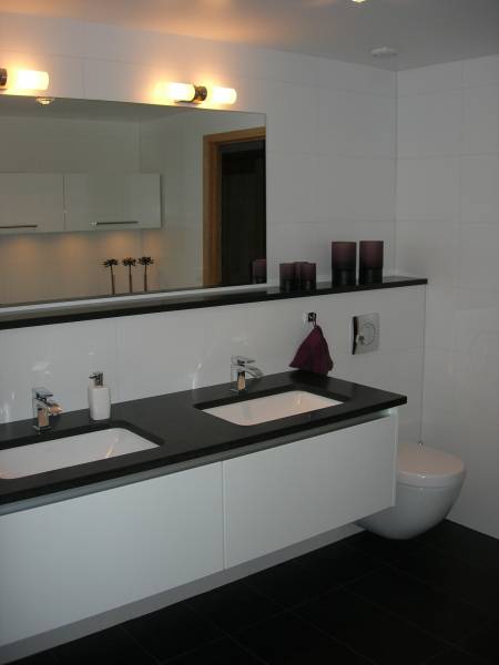 Bild 2 av referensprojekt Badrumsrenovering i Ytterby