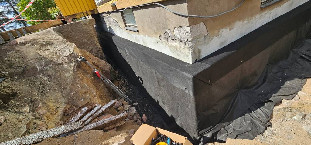 Bild 7 av referensprojekt Dränering, putsning och radonskydd.