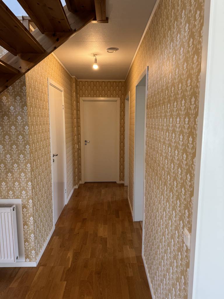 Bild 14 av referensprojekt Tapetsering Nyköping