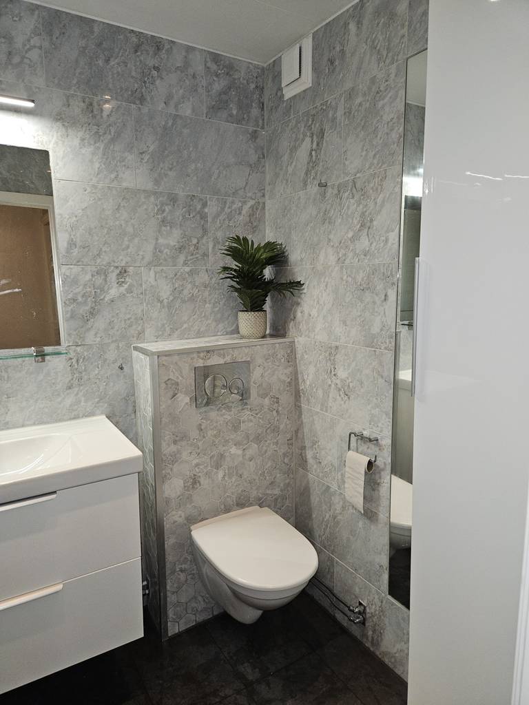 Bild 3 av referensprojekt Badrumsrenovering