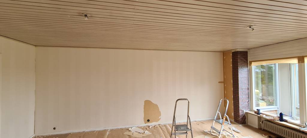 Bild 2 av referensprojekt Målning av väggar och tak i Barkarby.