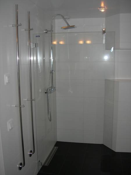 Bild 3 av referensprojekt Badrumsrenovering i Ytterby