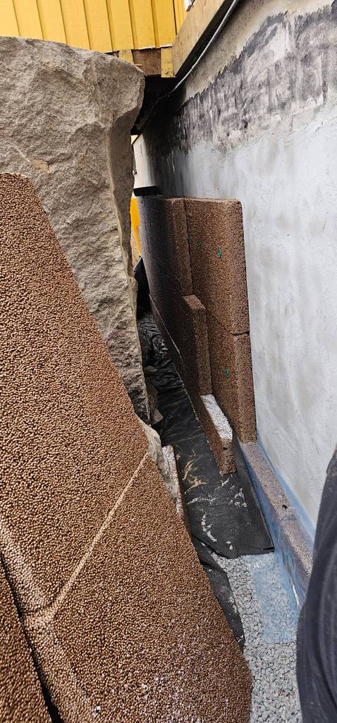 Bild 17 av referensprojekt Dränering, putsning och radonskydd.