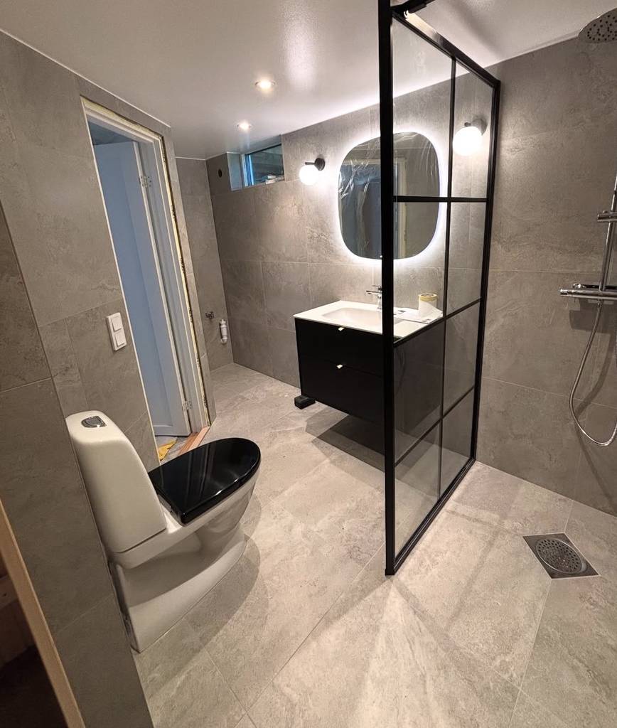 Bild 3 av referensprojekt Totalrenovering av badrum + bastu