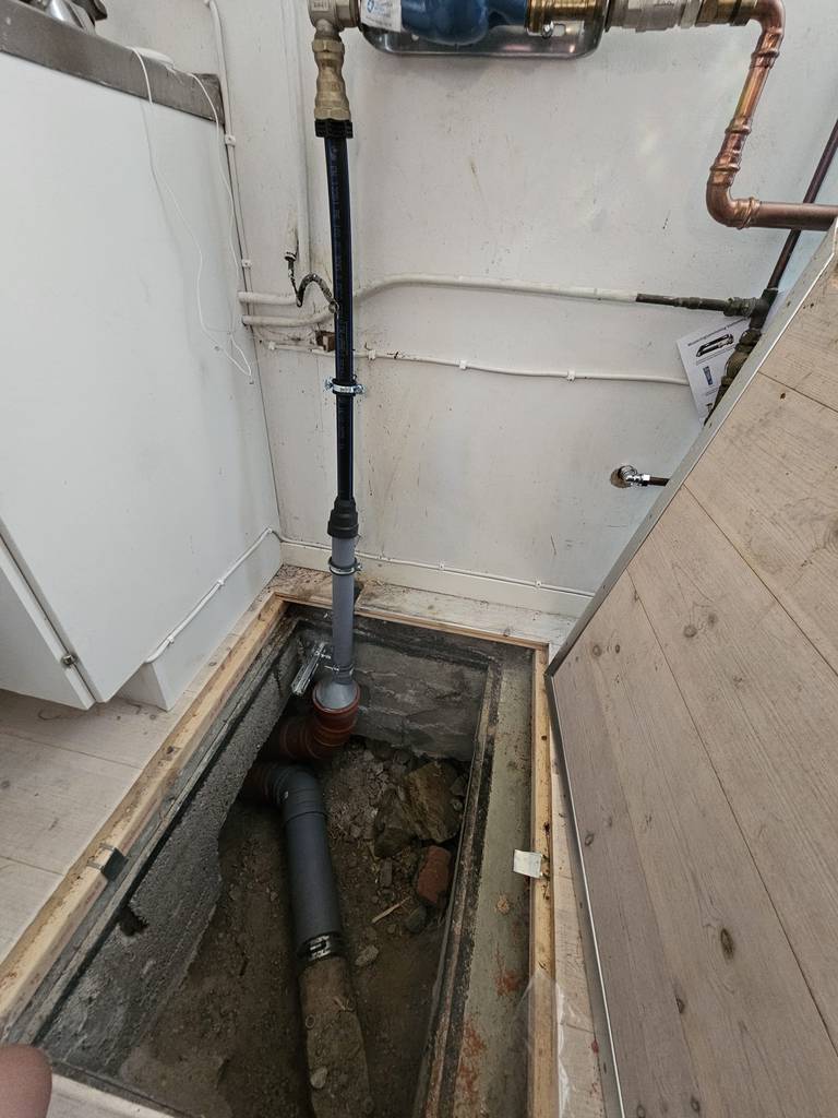 Bild 1 av referensprojekt Tappvattenservis & Spillvattenservis