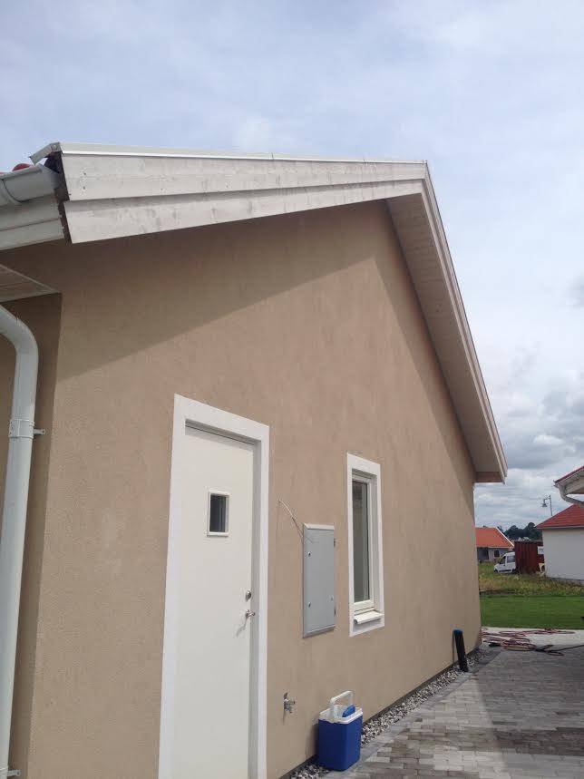 Bild 2 av referensprojekt Häljarp Garage och Hus tak