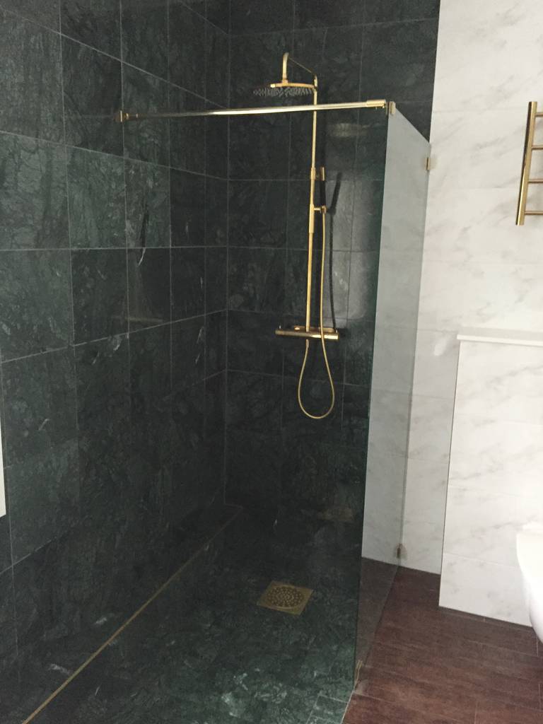 Bild 1 av referensprojekt Badrumsrenovering