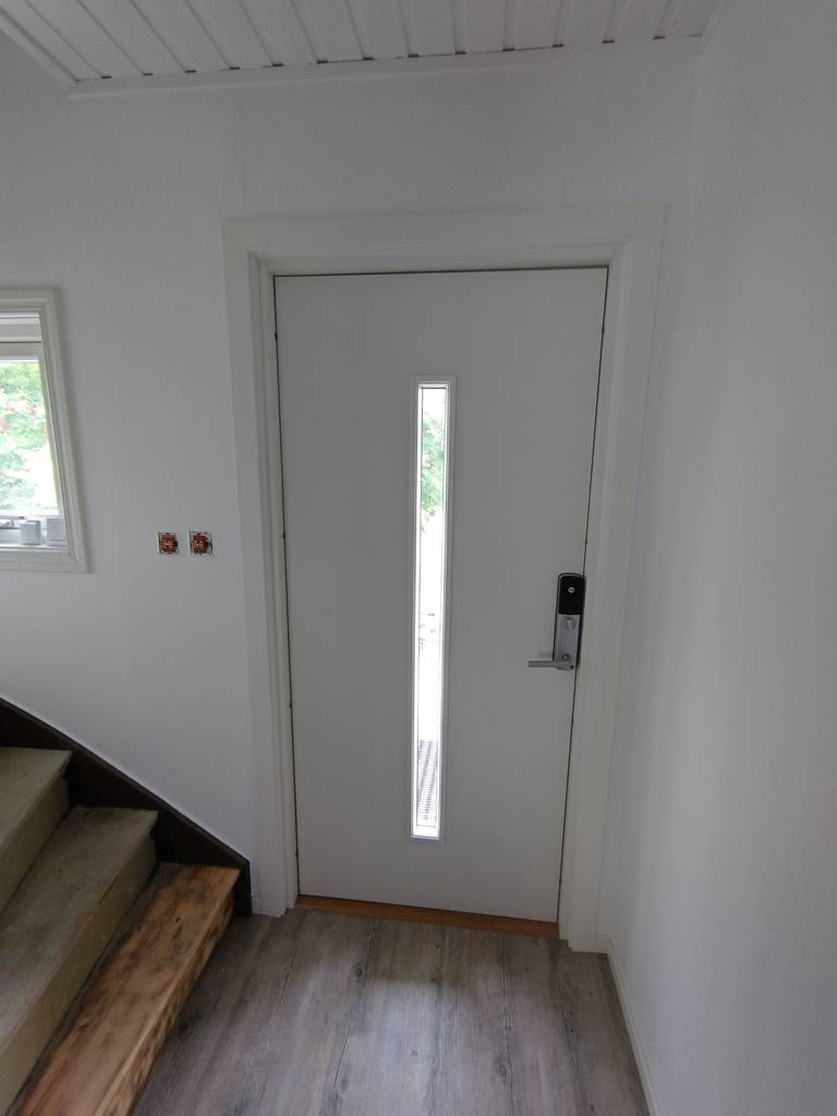 Bild 2 av referensprojekt Omlistning av dörrkarm