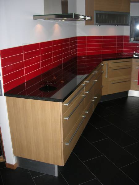 Bild 3 av referensprojekt Köksrenovering i Ytterby