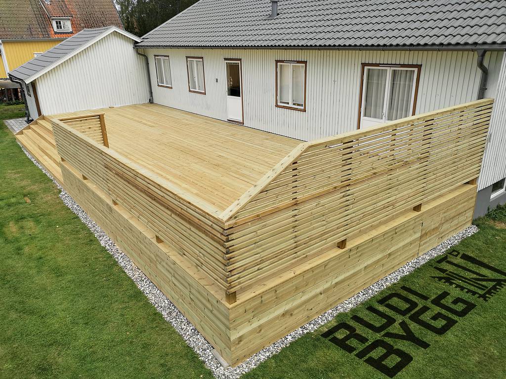 Bild 2 av referensprojekt Altanbygge