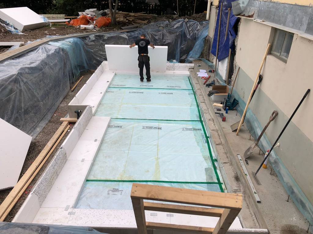 Bild 5 av referensprojekt Totalrenovering av villa med tillbyggnad