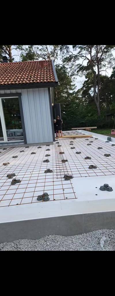Bild 3 av referensprojekt Anläggning av isolerad betongplatta