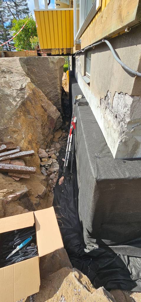 Bild 9 av referensprojekt Dränering, putsning och radonskydd.