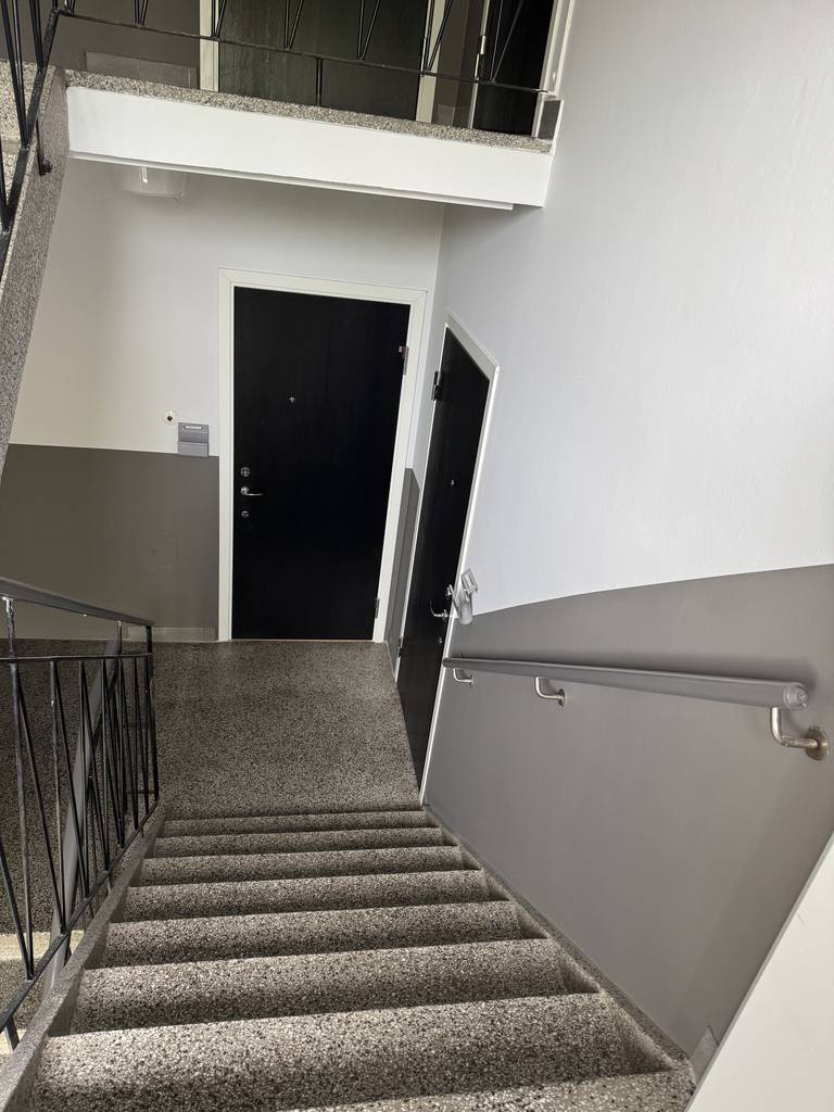 Bild 4 av referensprojekt Målning trapphus