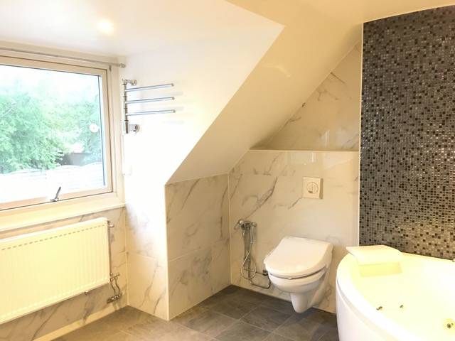 Bild 2 av referensprojekt Totalrenovering av badrum i en villa i Segeltorp