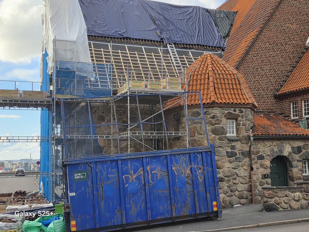 Bild 3 av referensprojekt Renovering /omläggning tak, Masthuggskyrkan