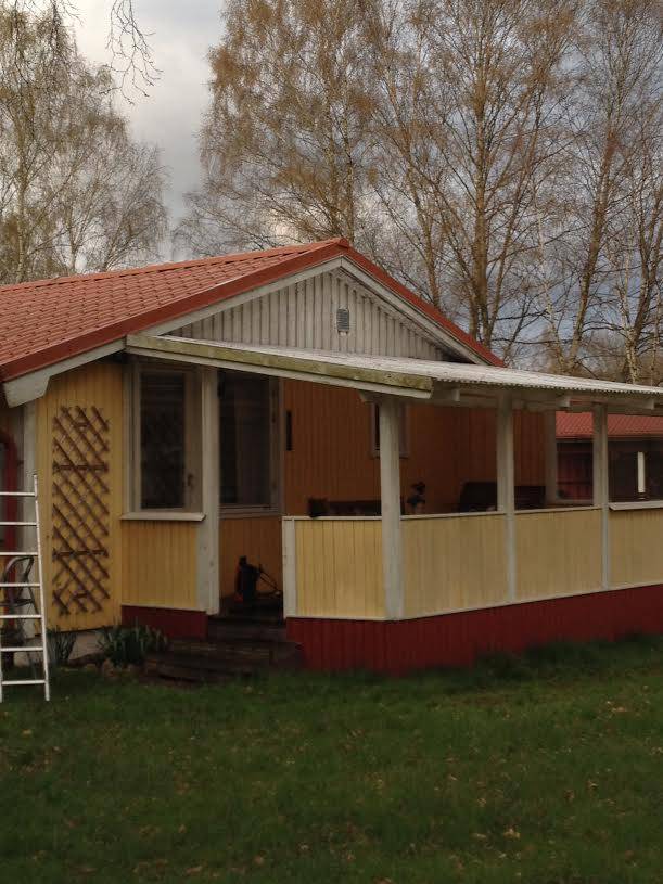 Bild 2 av referensprojekt Ludvigsborg Takmålning