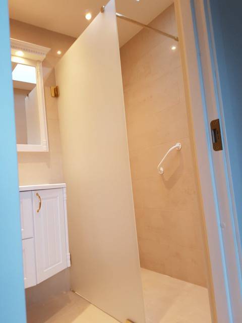 Bild 3 av referensprojekt Total badrumsrenovering i Vallentuna
