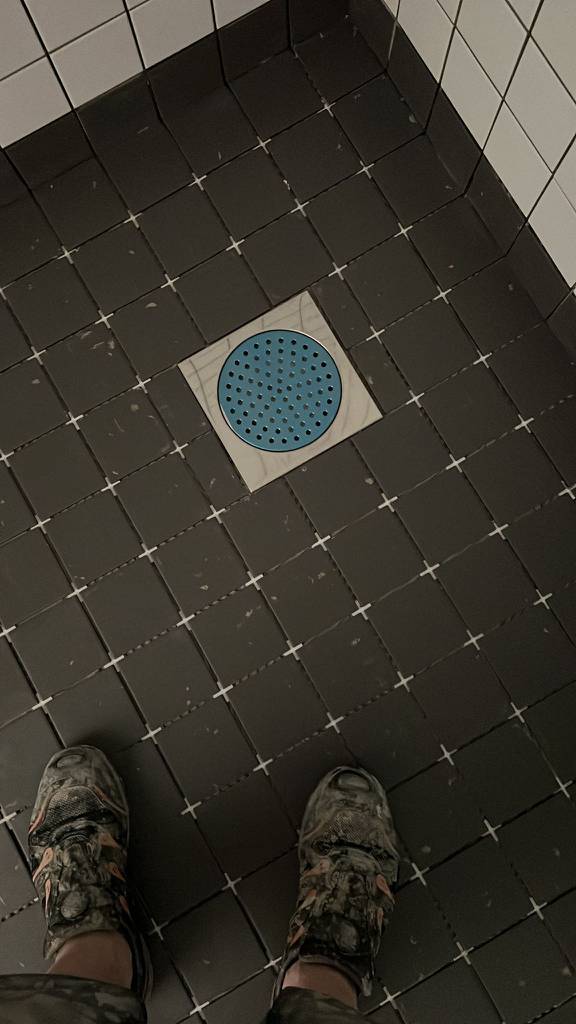 Bild 16 av referensprojekt Namn på projekt: Badrumsrenovering – tätskikt och kakelsättning