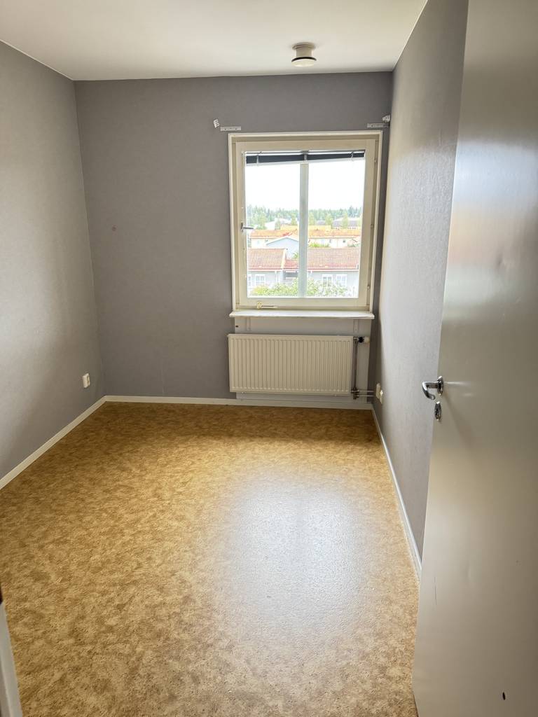 Bild 3 av referensprojekt Move out cleaning