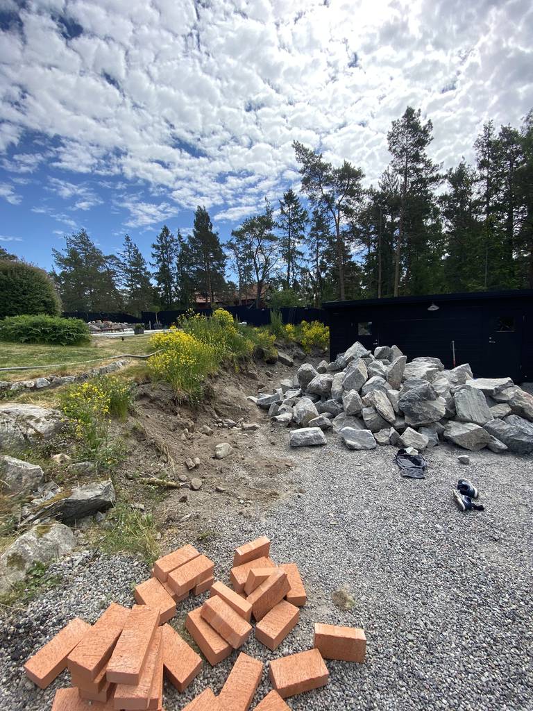 Bild 1 av referensprojekt Byggnadtion av stödmur - Saltsjöbaden