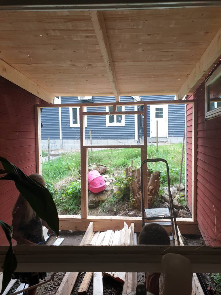 Bild 2 av referensprojekt Skapande av nytt rum mellan 2 huskroppar