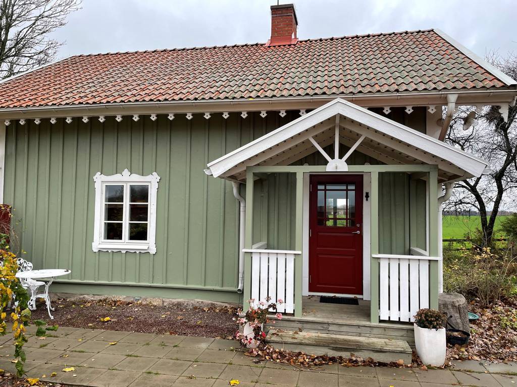 Bild 2 av referensprojekt Fönsterbyte på torp i Östergötland