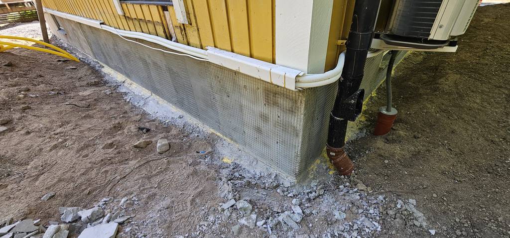 Bild 32 av referensprojekt Dränering, putsning och radonskydd.