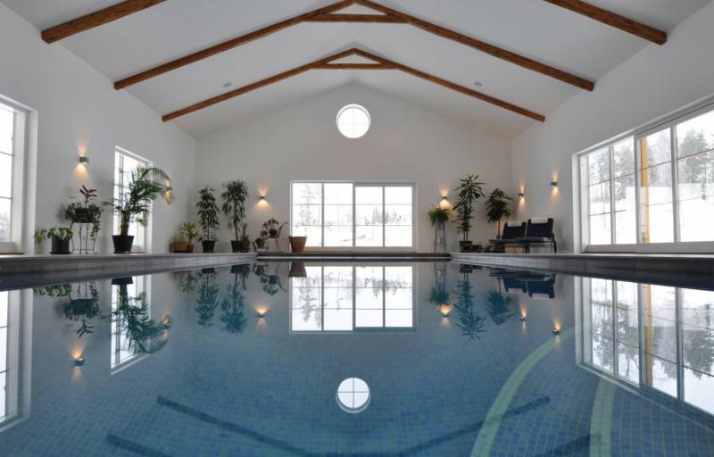 Bild 1 av referensprojekt Poolhus i Nyköping